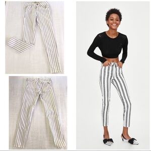 EUC Zara Thin Pinstriped Skinny White Jeans 2​​​​